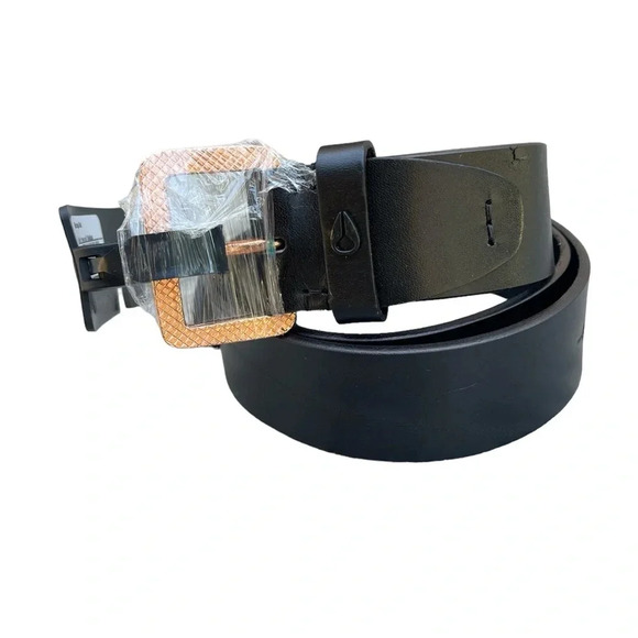 Nixon Other - Nixon Heritage Leather Belt, black/rose gold